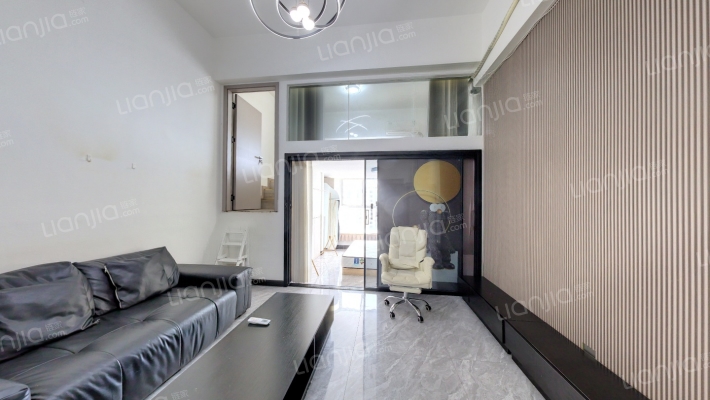 城市假日一期二手房实景图