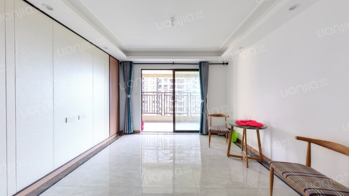 中海九玺二手房实景图