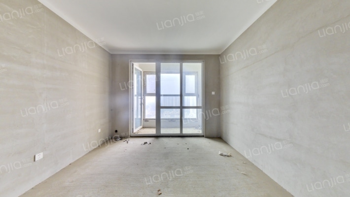 华融现代城，南北通透三居，房本满二，业主诚意出售-客厅