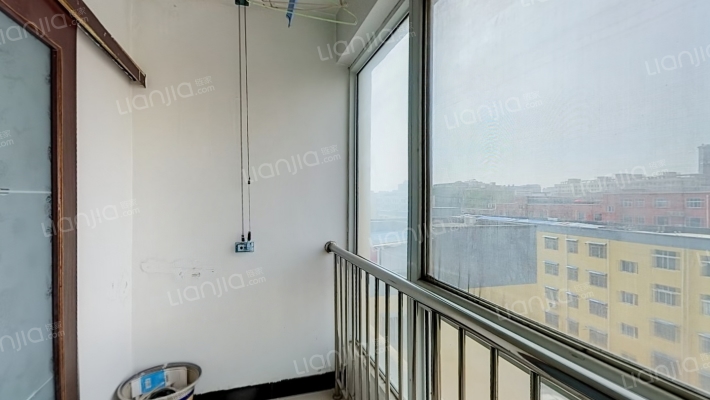 百合佳园二手房实景图