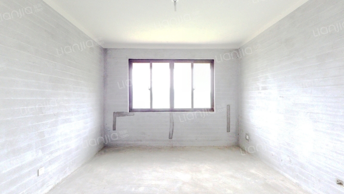 英伦小镇二手房实景图