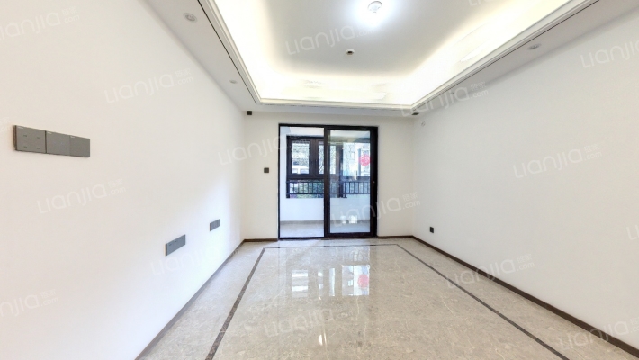 美的云筑二手房实景图