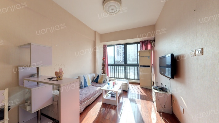 加怡名城二手房实景图