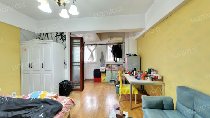 领先时代广场二手房实景图