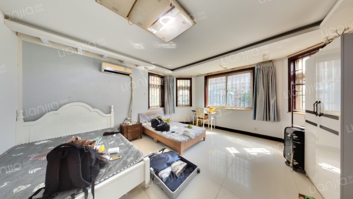 康城棕榈泉二手房实景图