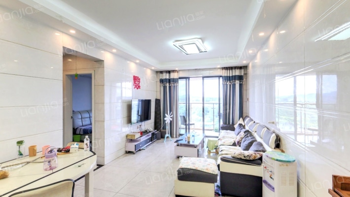 中铭宝翠园二手房实景图