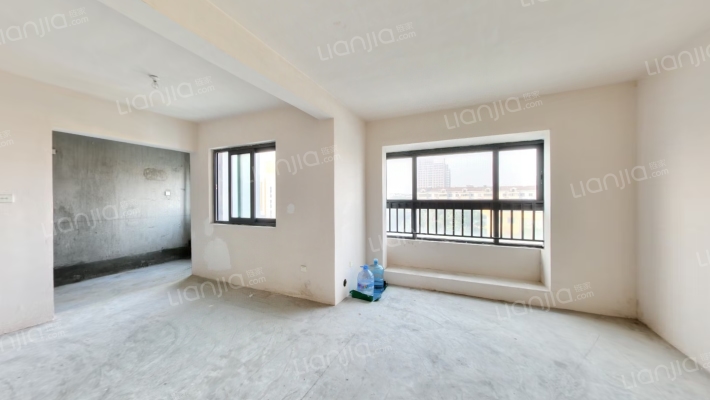 康佳花园六区二手房实景图