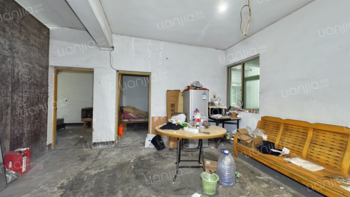 龙寿路社区二手房实景图