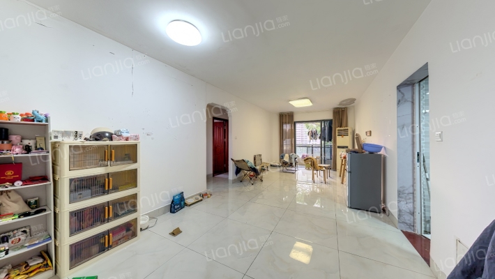 荣和·山水绿城三期二手房实景图
