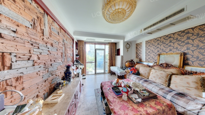 開世嘉年一期二手房实景图