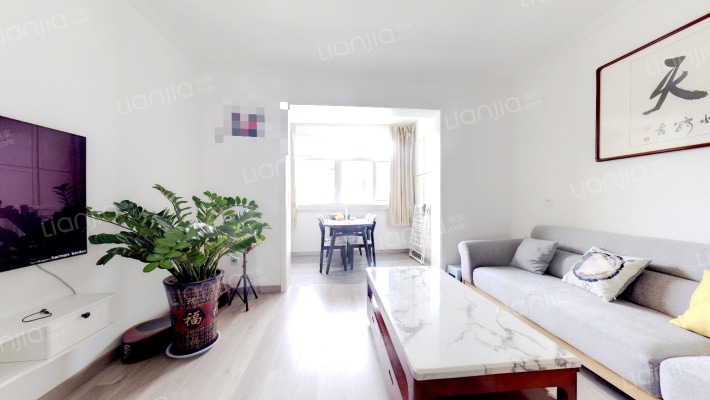 宏伟桃园小区 二手房实景图