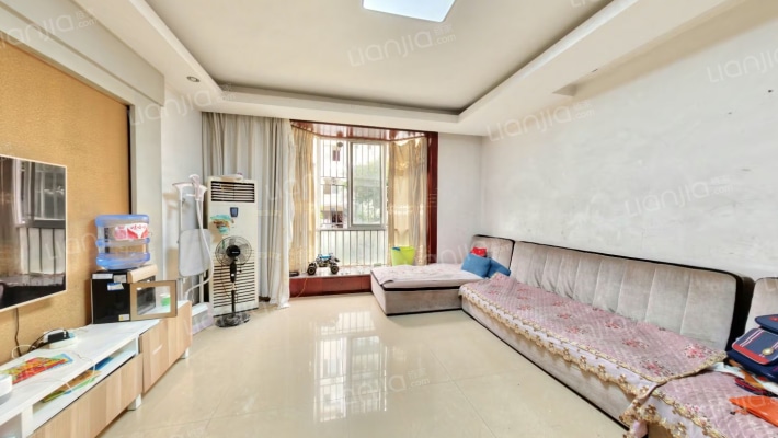 青江华庭A区二手房实景图