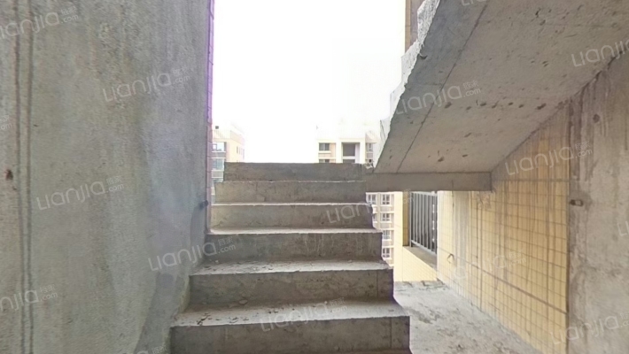 凯翔繁华里二手房实景图