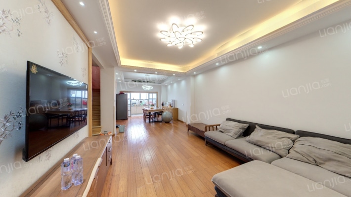 幸福财富中心二手房实景图