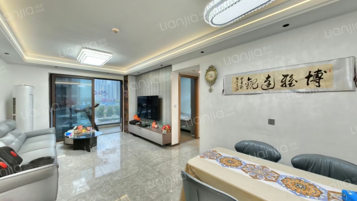 碧桂园时代城鸿园二手房实景图