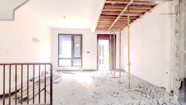 燕回江南院二手房实景图