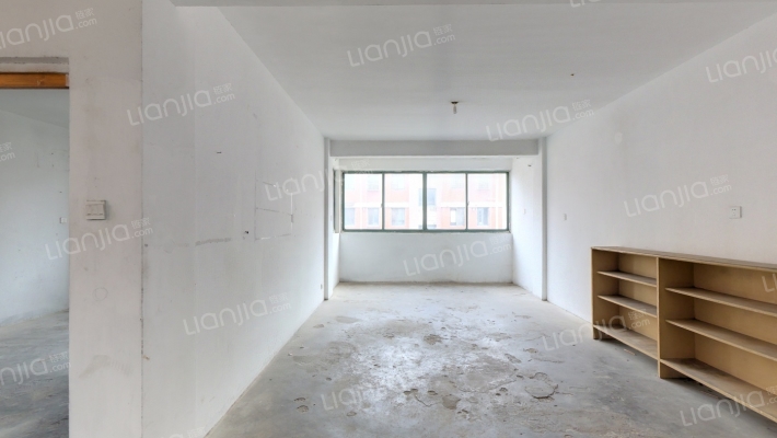 云新三村西区二手房实景图