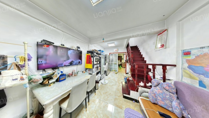 凤凰山脚路二手房实景图