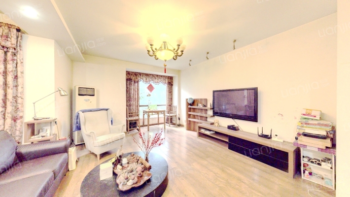 蓝谷地一二期二手房实景图