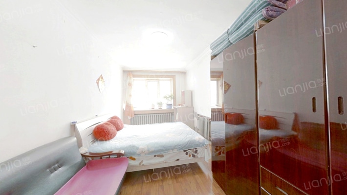 曲线街二手房实景图