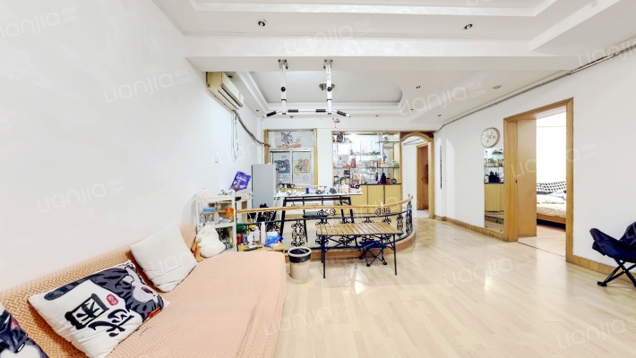 积玉桥后街4号兴松园小区二手房实景图