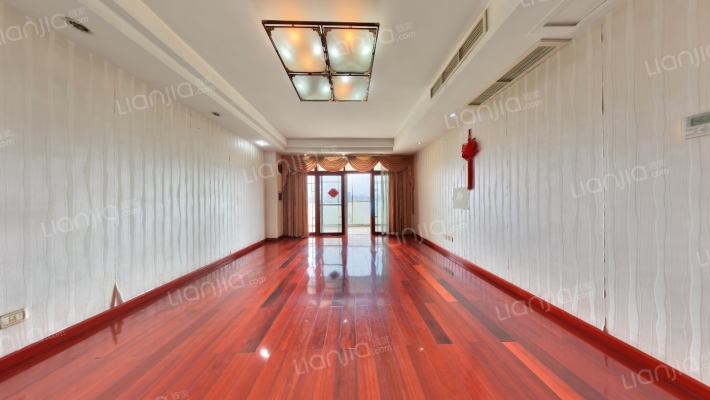 滨江苑二期二手房实景图