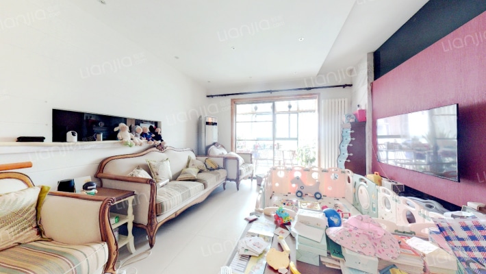 青房云上一期二手房实景图