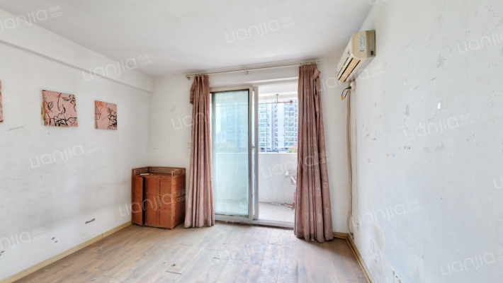 怡和佳苑二手房实景图