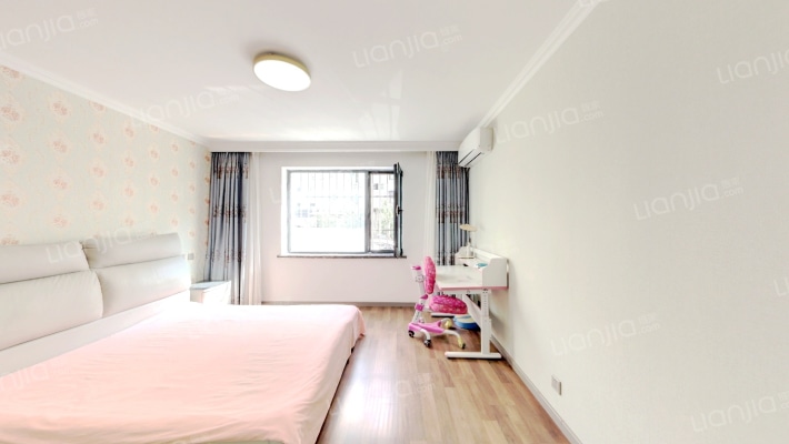 辽大高职院家属区二手房实景图