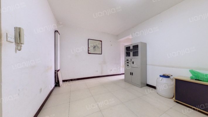 世贸大厦二手房实景图