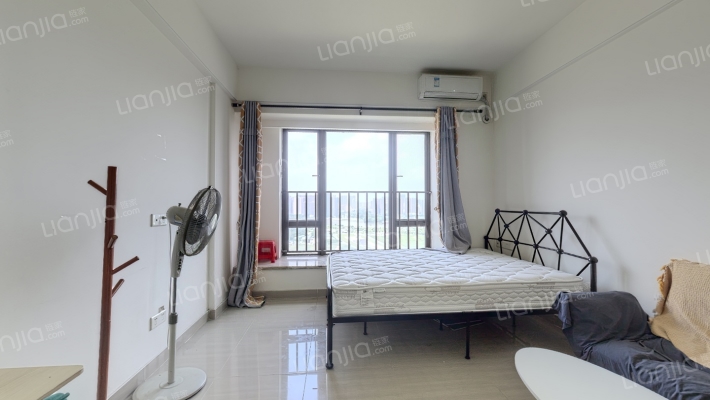 依云国际二手房实景图