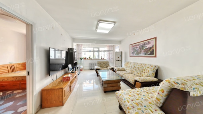 新桥国际佳苑二手房实景图