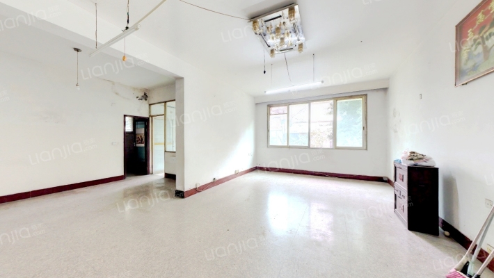 粮食局家属区二手房实景图