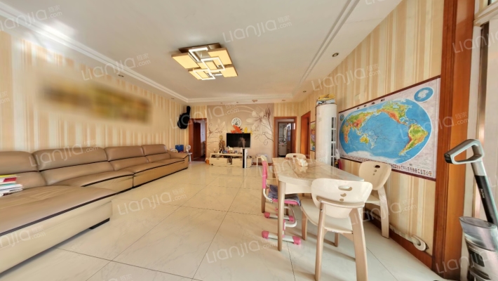 枫叶新家园二手房实景图