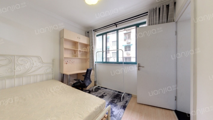 中二小区二手房实景图