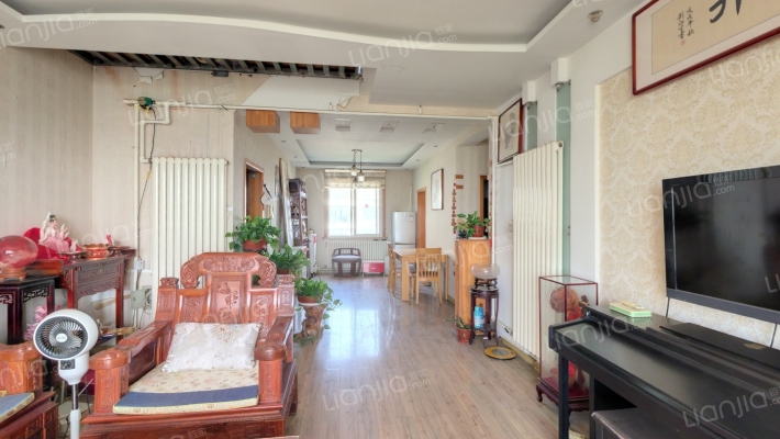 苹果塞威士二手房实景图