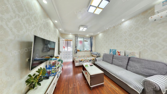 通山新村东村二手房实景图