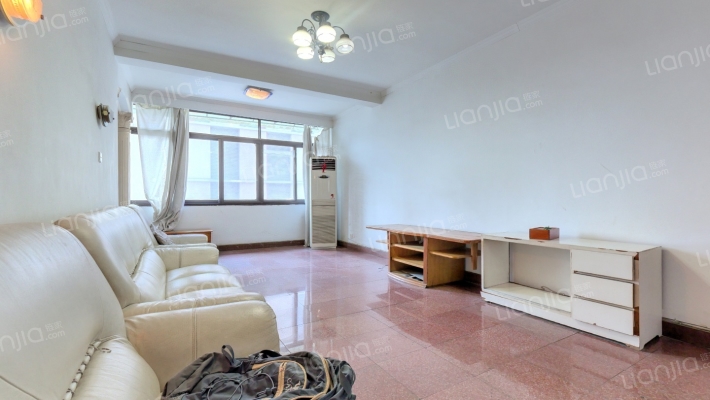 屏山街15号二手房实景图