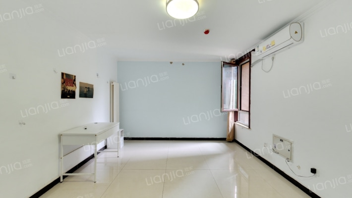 南海雅苑北区二手房实景图