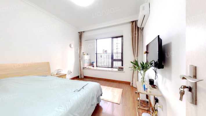 龙湖春江郦城二手房实景图