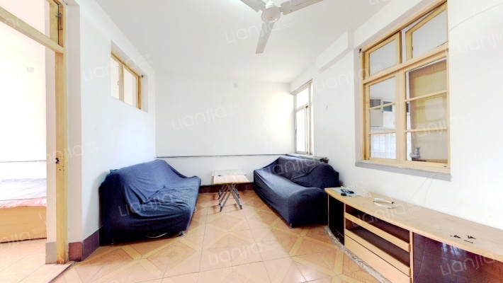 外经委宿舍二手房实景图