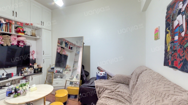 西财骏苑二手房实景图