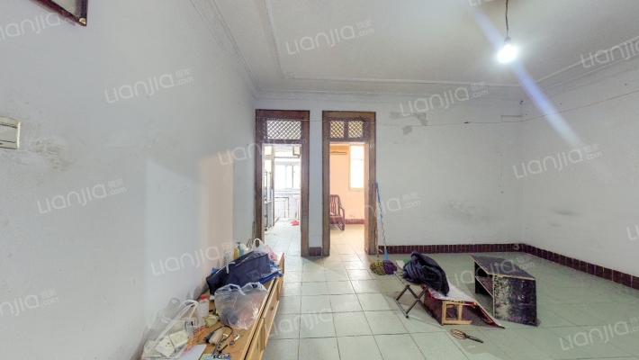 新郑路5号院二手房实景图