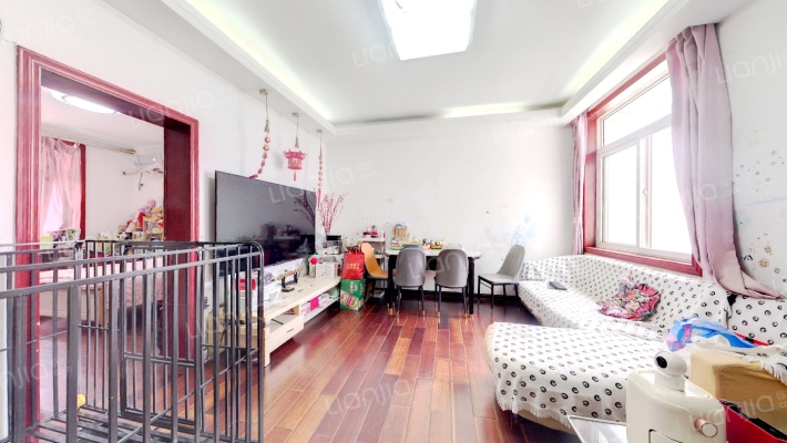 金鹤园四期二手房实景图