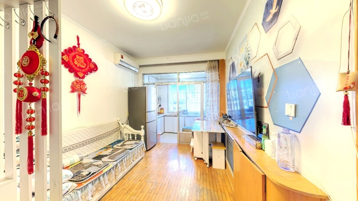 粮食小区二手房实景图