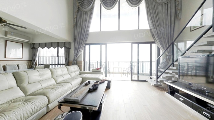 华润小径湾一期二手房实景图