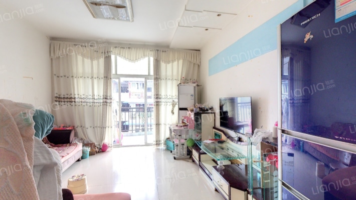 海德春洪小区二手房实景图