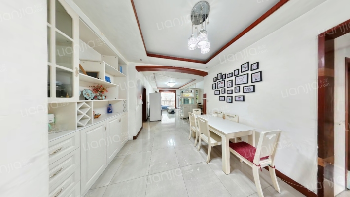 桂湖河畔一期二手房实景图