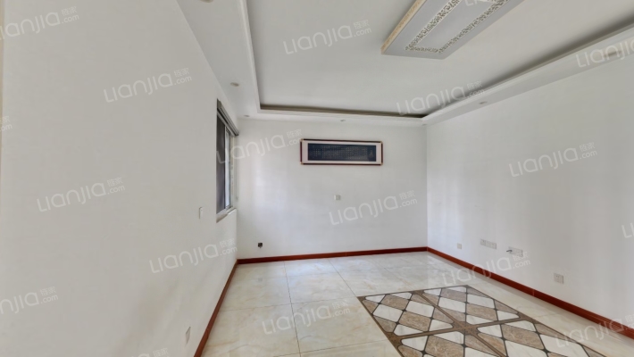 中央华府二手房实景图