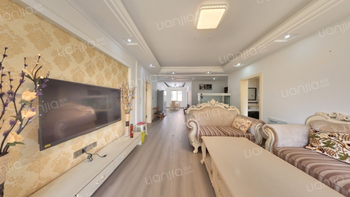 皇家花园二手房实景图